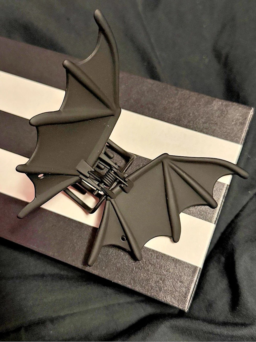 Bat Wing Metal Hair Claw Clip in Black - New